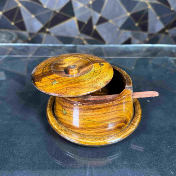 sugar pot