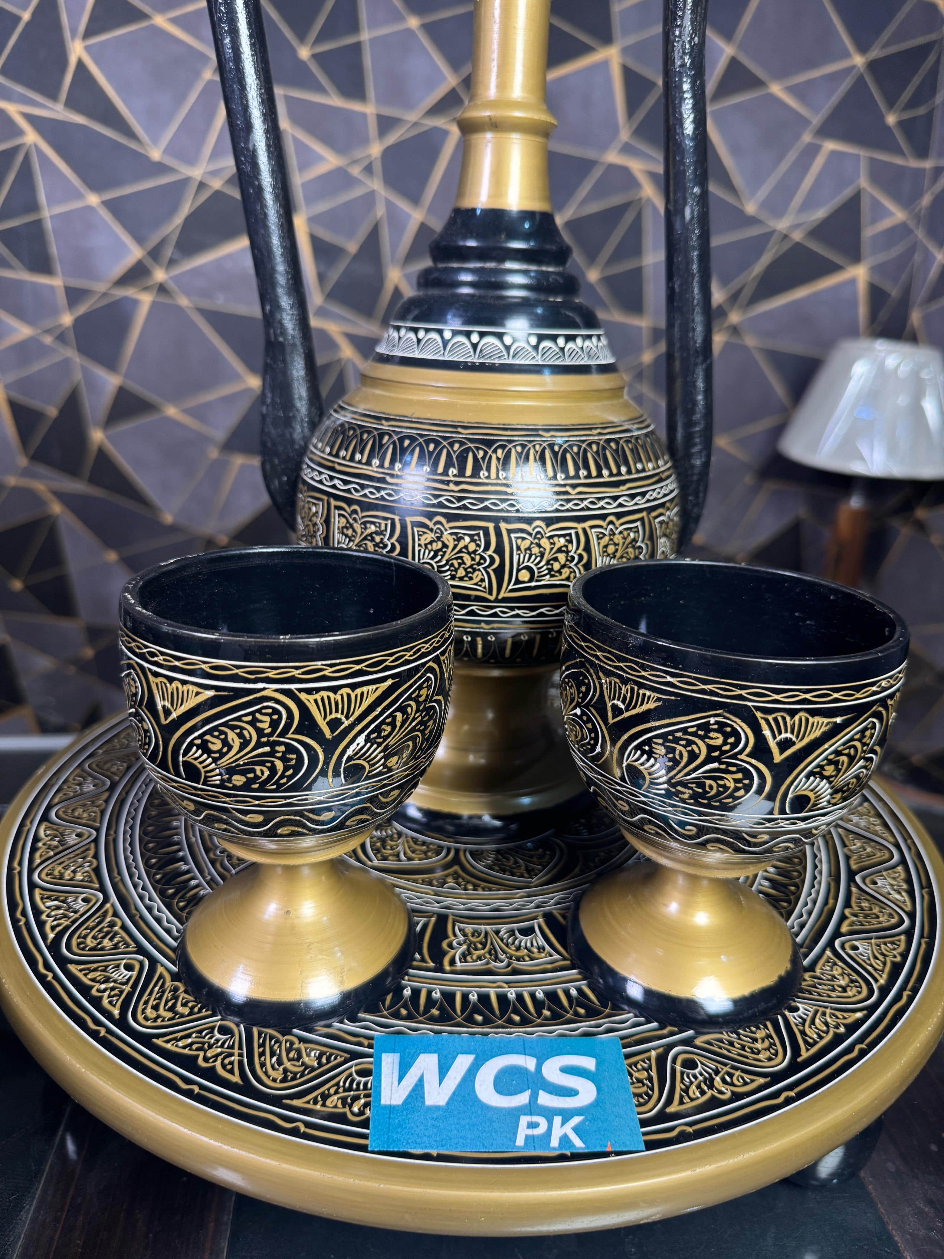 Umry Khyam Art Stand