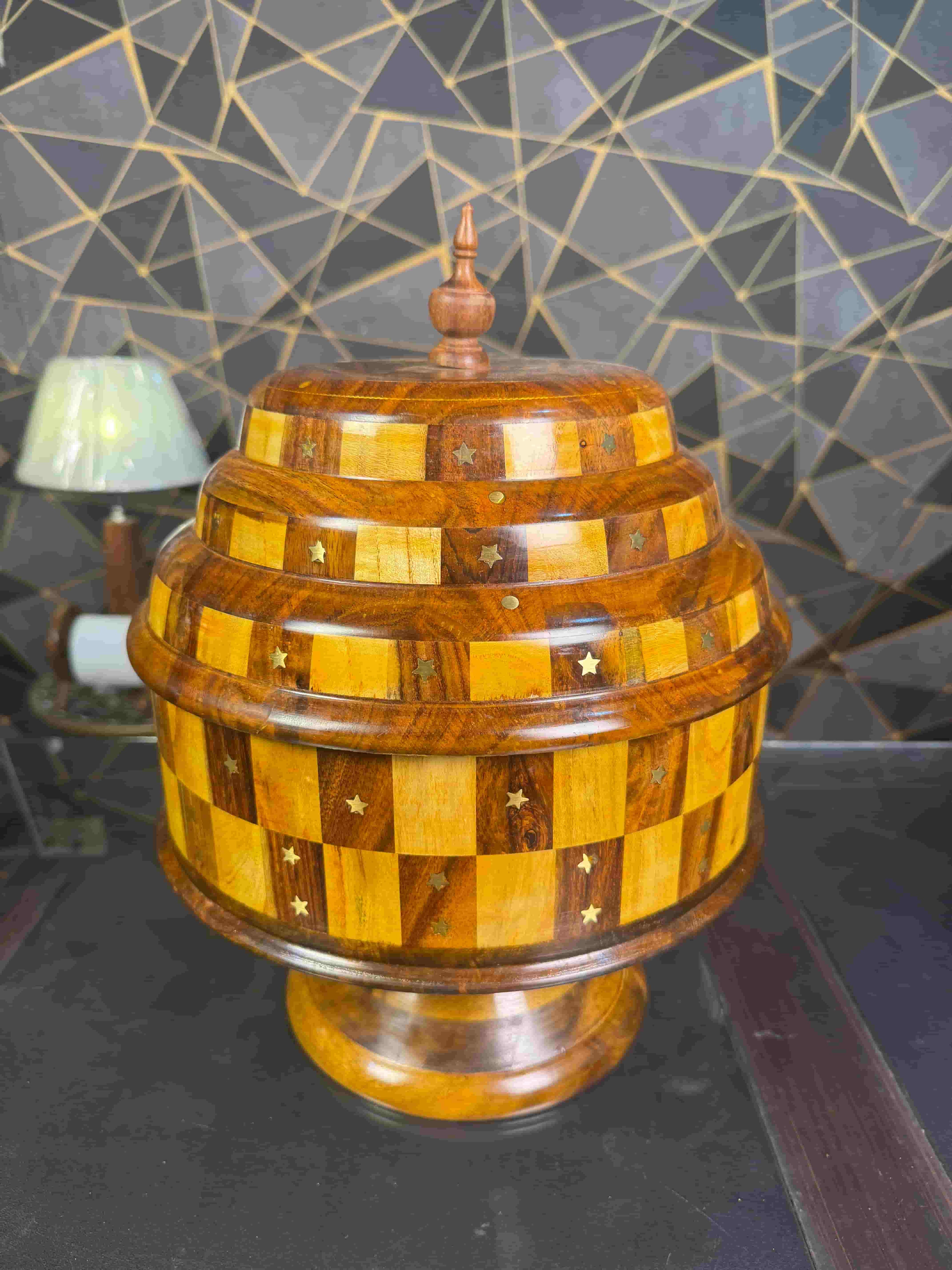 wooden buffet tukri